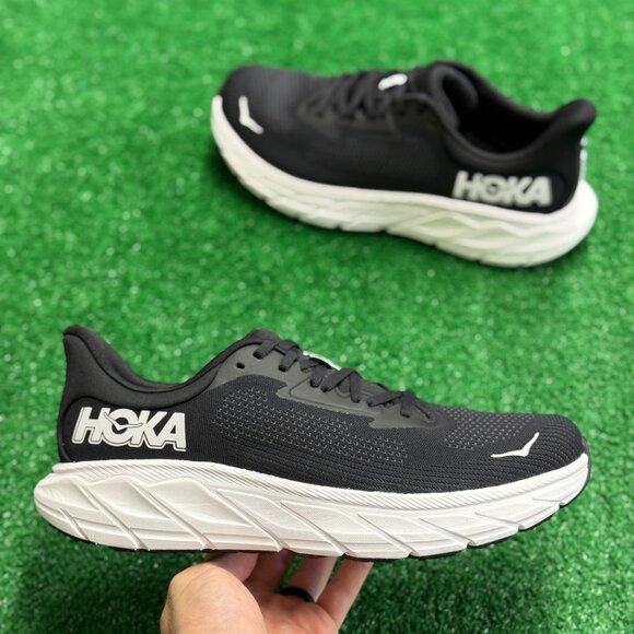 Hoka One Arahi 7 Black White Mens Shoes 1147850-BWHT NEW Sz 10.5 - Picture 1 of 6